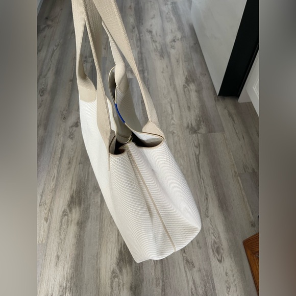 Rothy's The Large Lightweight Tote Cream Neon Green Handle Machine Washable - Picture 12 of 16